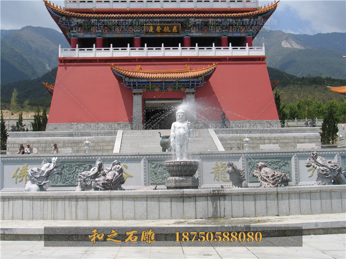 九龙浴佛雕像景观