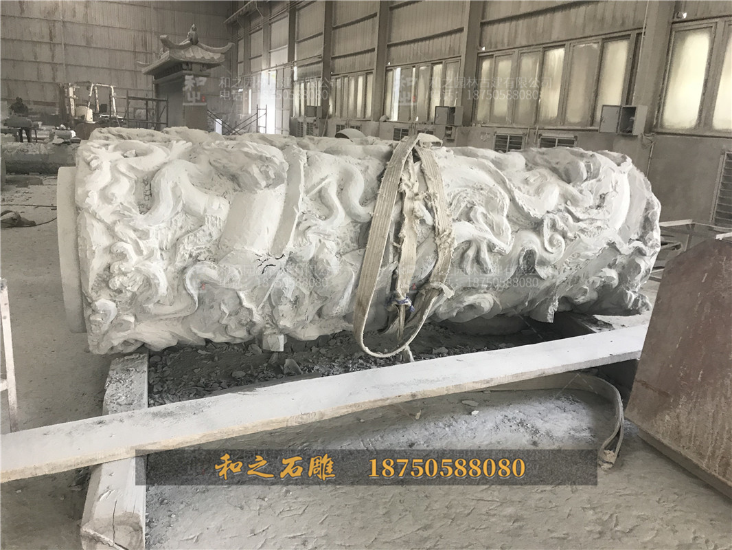 石雕龙柱 石雕龙柱
