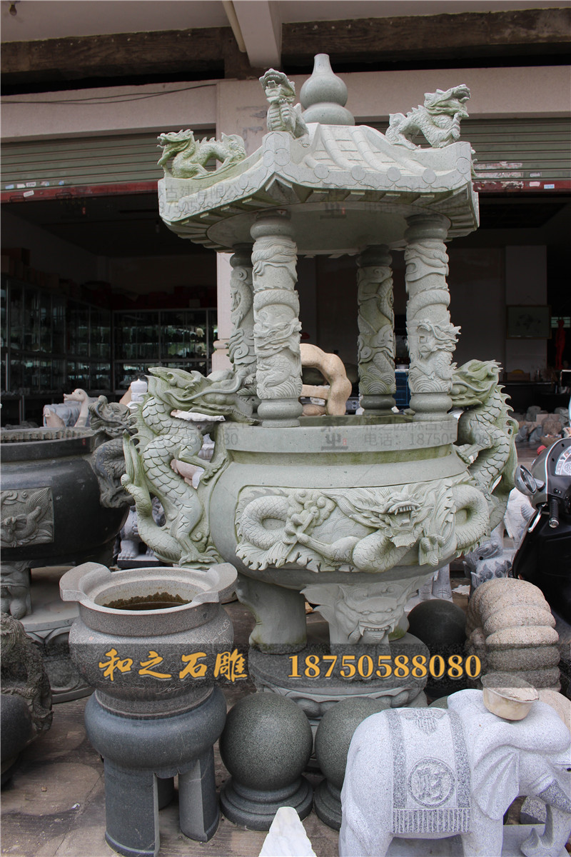 石雕带盖香炉