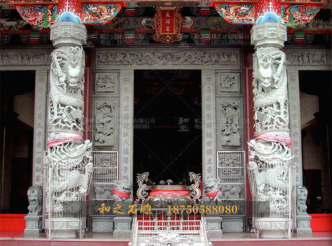 寺庙龙柱