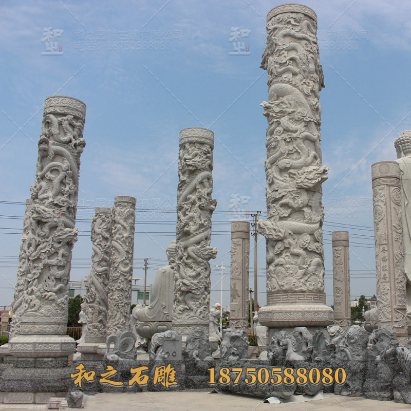 花岗岩石雕龙柱